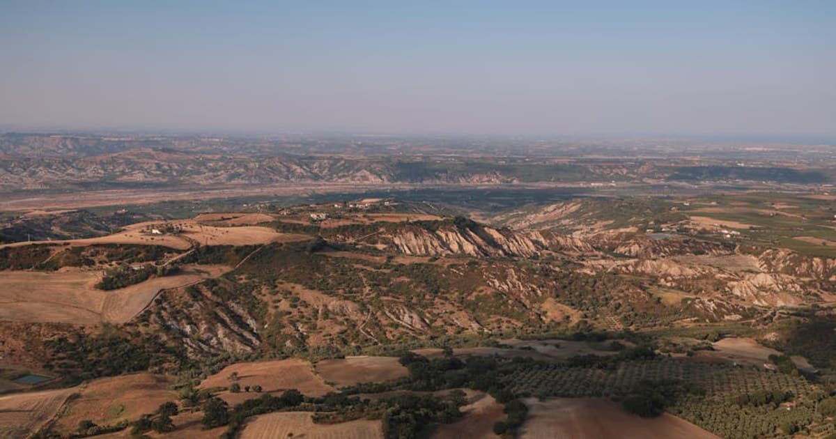 Cannabis and Nausea: Why It Works and Best Products for Relief