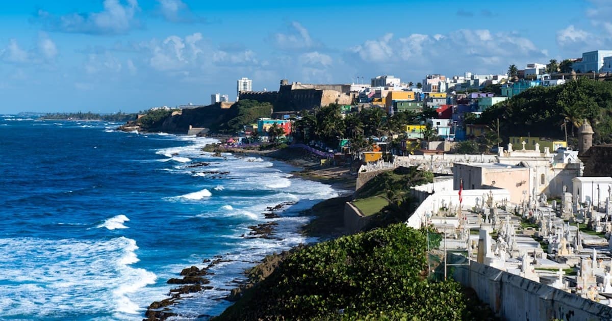 Beach Etiquette for Medical Cannabis Patients in Puerto Rico