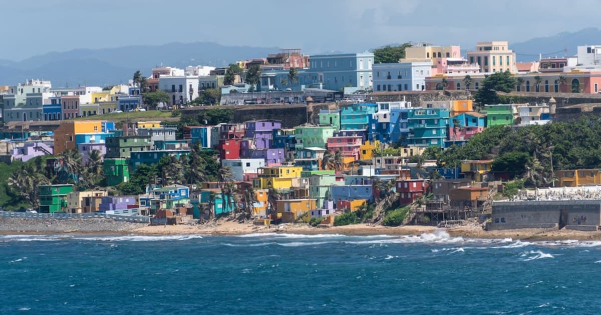 buildings beside ocean during daytime
